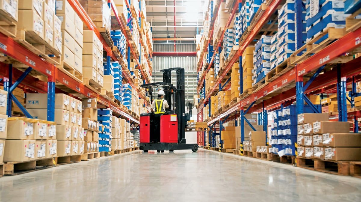 How is E-Commerce Changing Logistics?